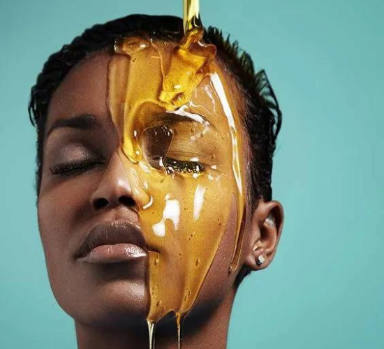 How To Control Face Oil Secretions Naturally?