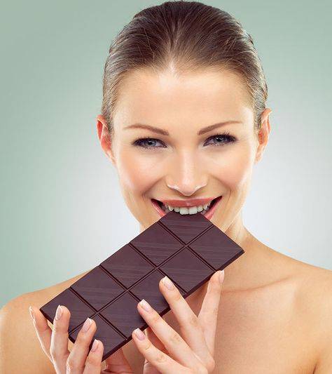 10 Amazing Benefits of Dark Chocolate For Your Skin