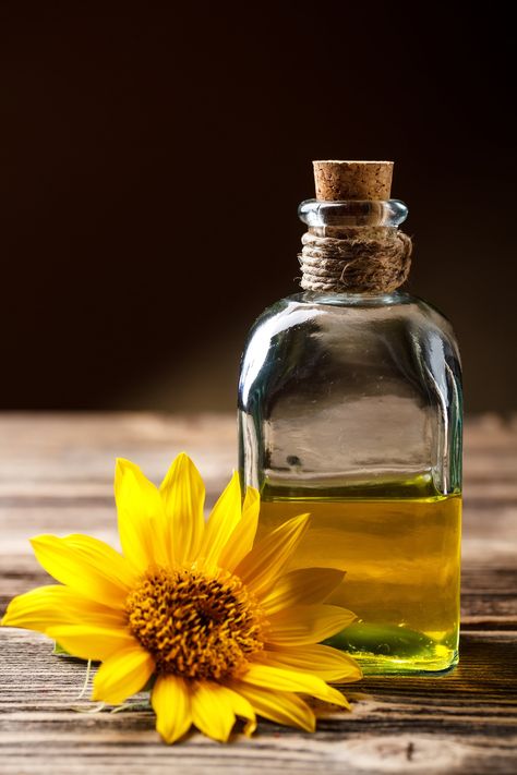 Benefits of Cold-Pressed Oils in Summer Skincare 